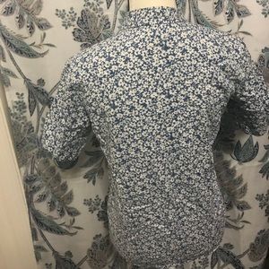 Floral print button-up